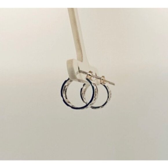 925 Sterling Silver Hoop Earrings Vintage Cutout Design Lightweight Estate Jewel - Picture 4 of 10